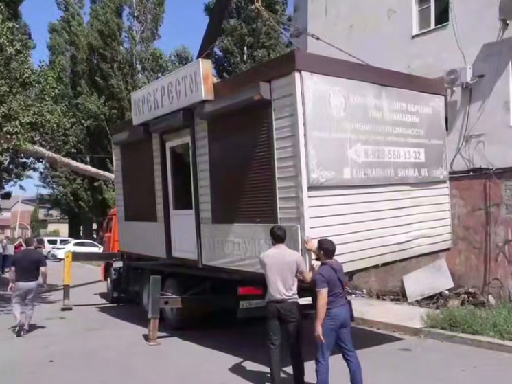 В Махачкале за неделю демонтировали 40 незаконных торговых объектов