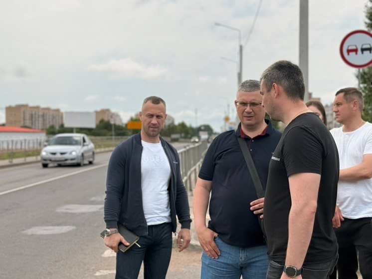 Александр Новиков осмотрел улицы, дворы и общественные пространства города