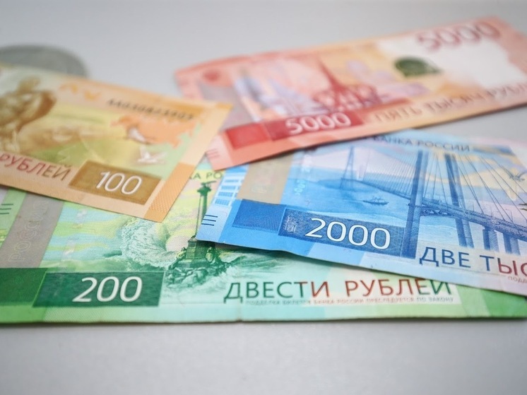 Свыше 100 тысяч детей из Астраханской области получают единое пособие