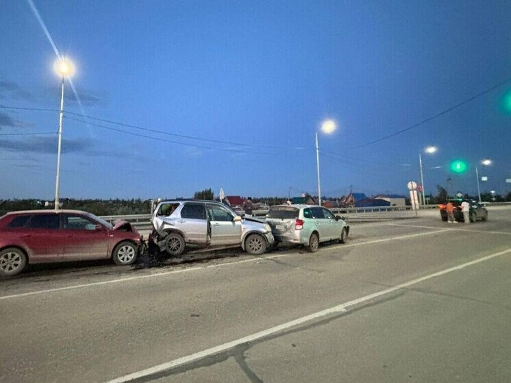 Массовое ДТП на Намском тракте: пострадали два человека