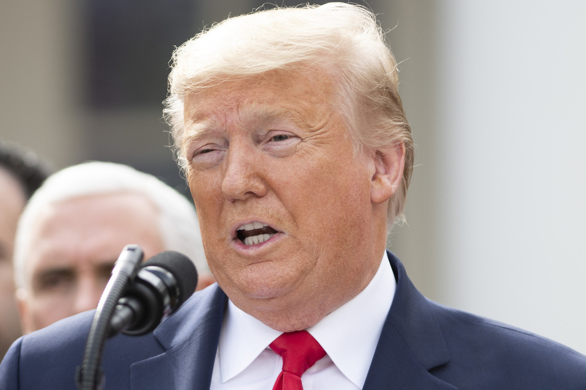 NYT: Трамп хочет негласно поставлять ВСУ оружие США, продавая его Евросоюзу