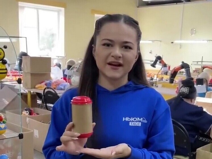 Тамбовская школьница рассказала всей стране о котовской неваляшке