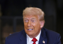 Дональд Трамп объявляет о введении 30%-ных пошлин на товары из ЕС и Мексики