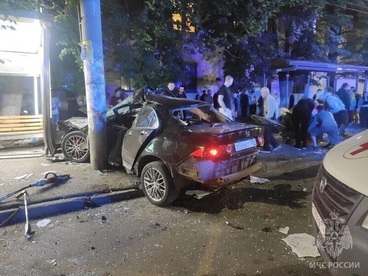 Пострадавший в аварии на Бекетова ребенок скончался в больнице