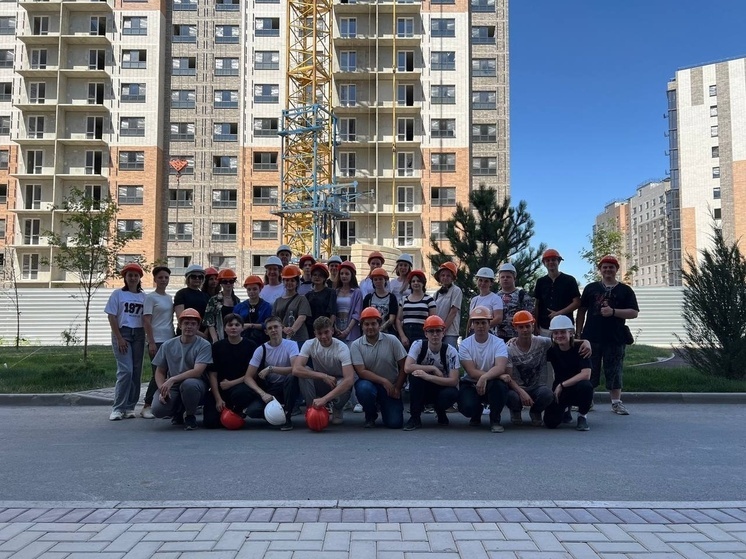 Студенты ДонНАСА побывали на стройплощадках в Мариуполе