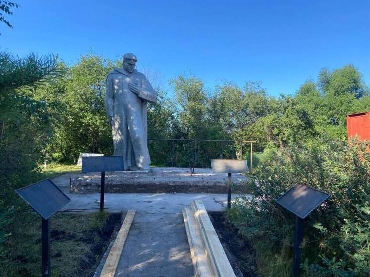 В селе Золотая Нива началась реконструкция мемориала Великой Отечественной войны