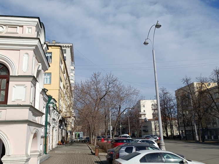 Во время собрания жильцов в Екатеринбурге одна жительница побила другую