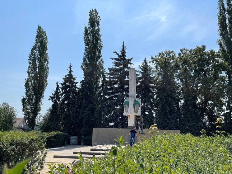 В Липецком районе реконструируют памятник погибшим в годы Великой Отечественной войны