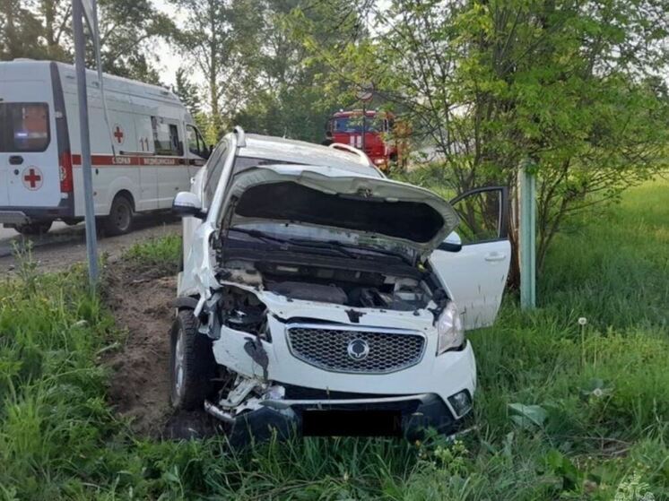 У съезда на Ковалевское кладбище произошло ДТП с участием мотоцикла