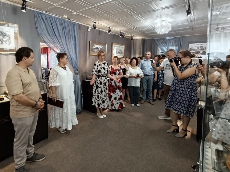 В Холуе отмечают 105-летие местной строчевышивальной артели