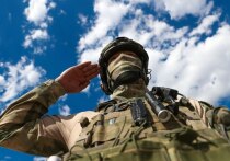 В 2025 году, объявленном в России Годом защитника Отечества, в Астраханской области действует комплекс мер социальной поддержки для участников специальной военной операции и их семей