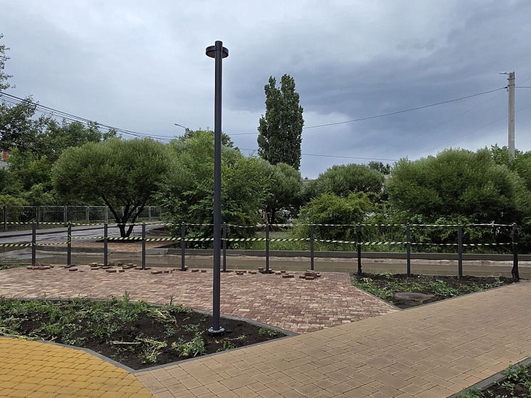 В городе Волгоградской области приводят в порядок пешеходные зоны