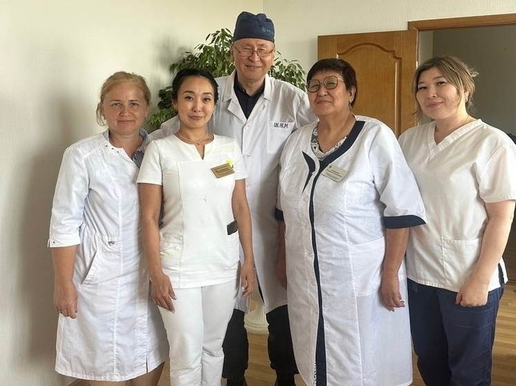 Врачи онкодиспансера Калмыкии провели выездной прием