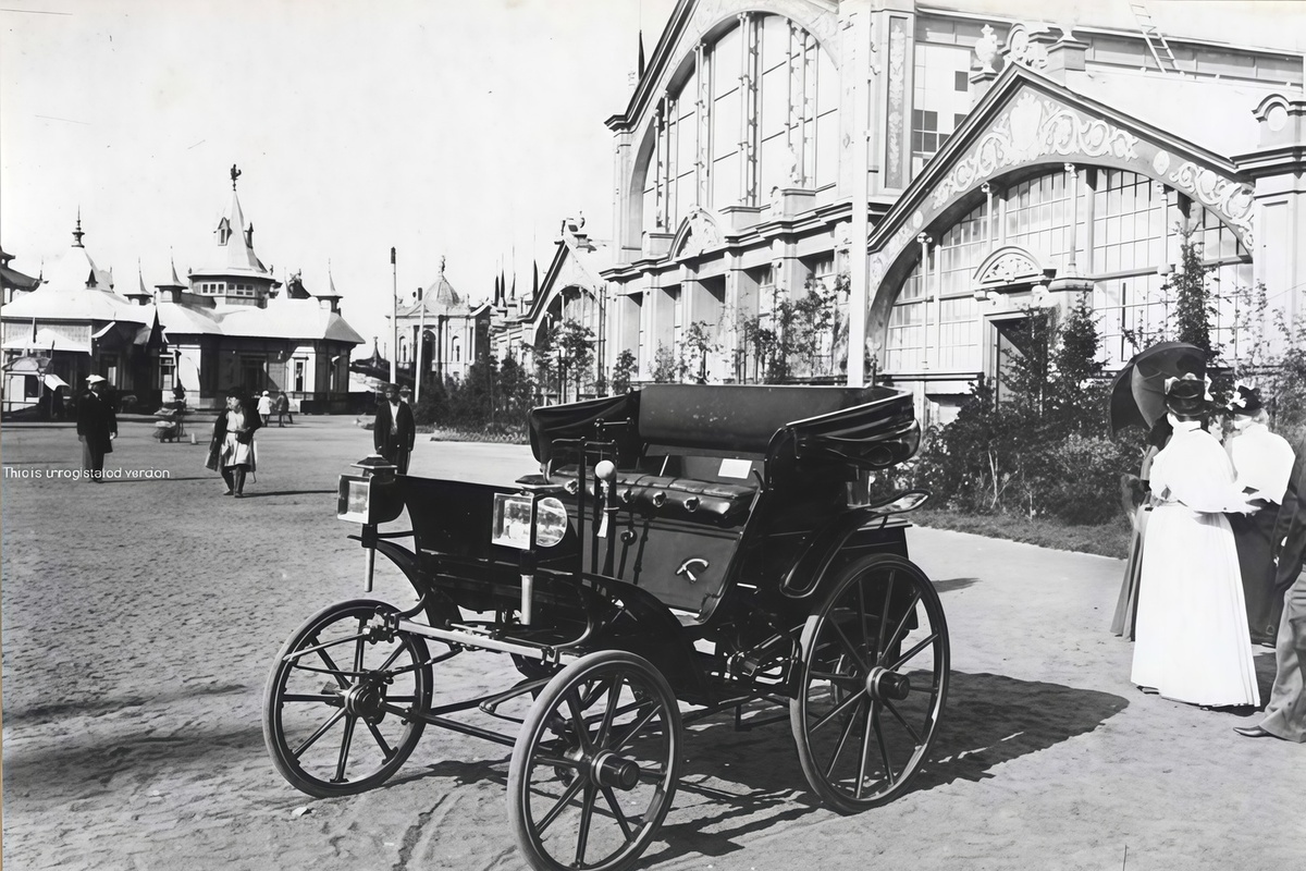 14 июля 1896 г в Нижнем презентовали первый русский автомобиль