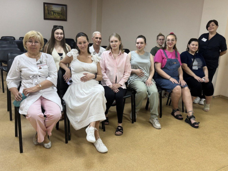 В окружной больнице провели дуэт-лекцию для будущих мам