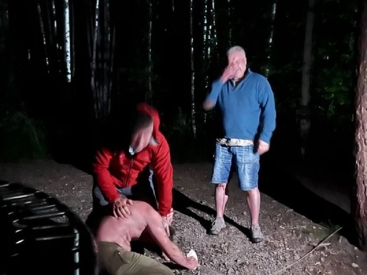 В СНТ под Иркутском избили мужчину на квадроцикле, врезавшегося в забор