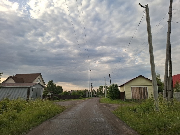 В поселке Обозерский стало светлее и безопаснее