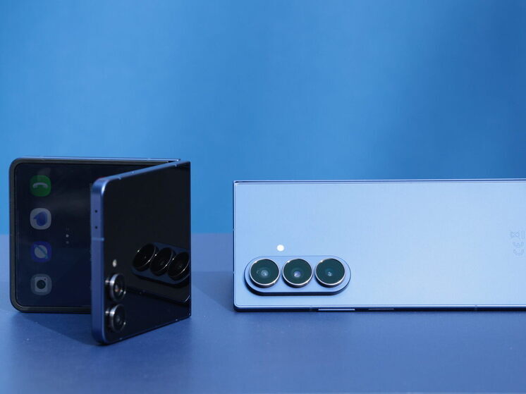 МТС открыла предзаказ в Псковской области на самые тонкие и легкие складные смартфоны Samsung Galaxy