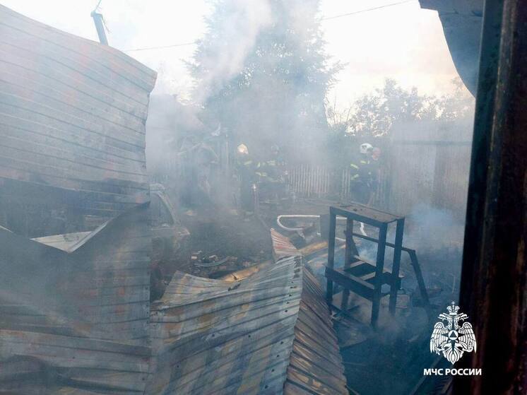 Из-за неисправного оборудования под Тверью сгорел гараж