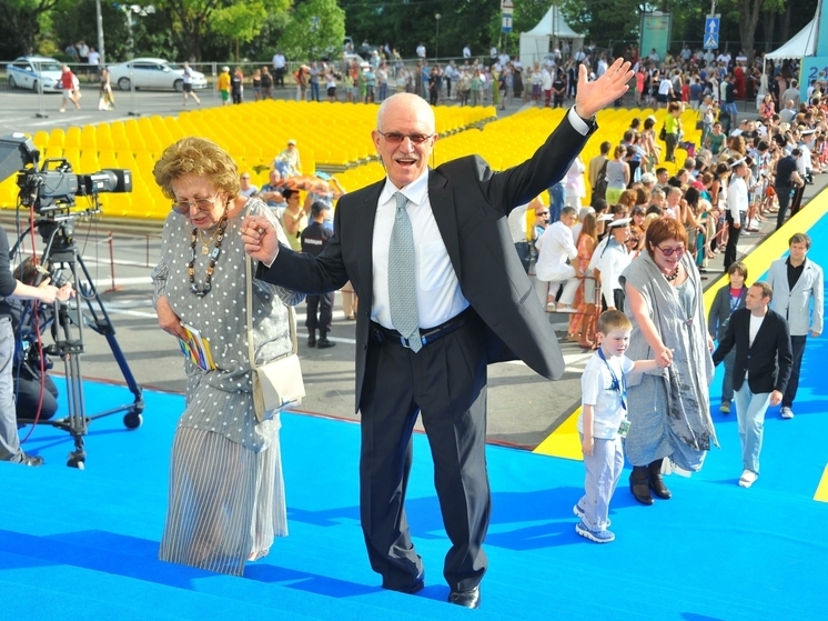 14 июля на 93-м году жизни скончался режиссер Александр Митта