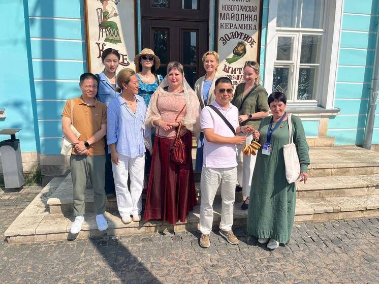 Представители китайской туристической отрасли посетили Торжок и Тверь