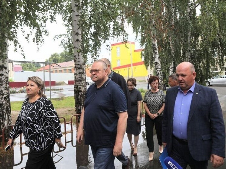 Олег Мельниченко: капремонт школы имени Столыпина в Неверкино начнется за счет сэкономленных средств