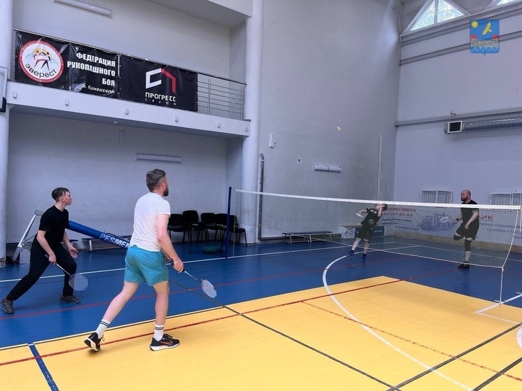 В Кингисеппе прошли соревнования по бадминтону