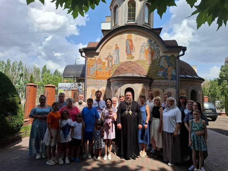 Мелитополь отметил День рыбака, объединив Запорожские семьи