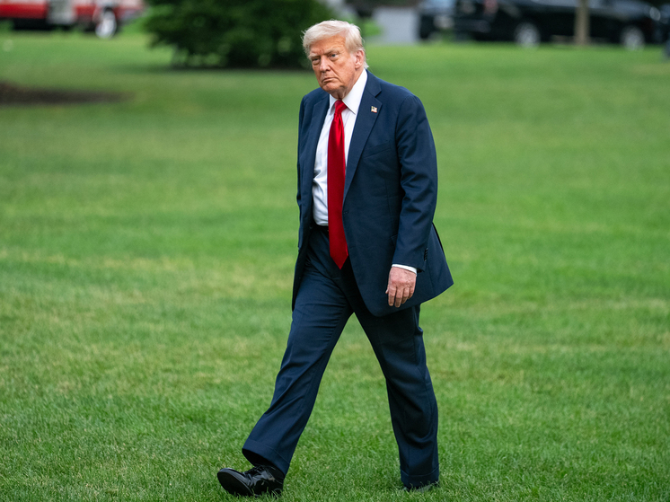 Букингемский дворец подтвердил предстоящий второй госвизит Трампа в Великобританию