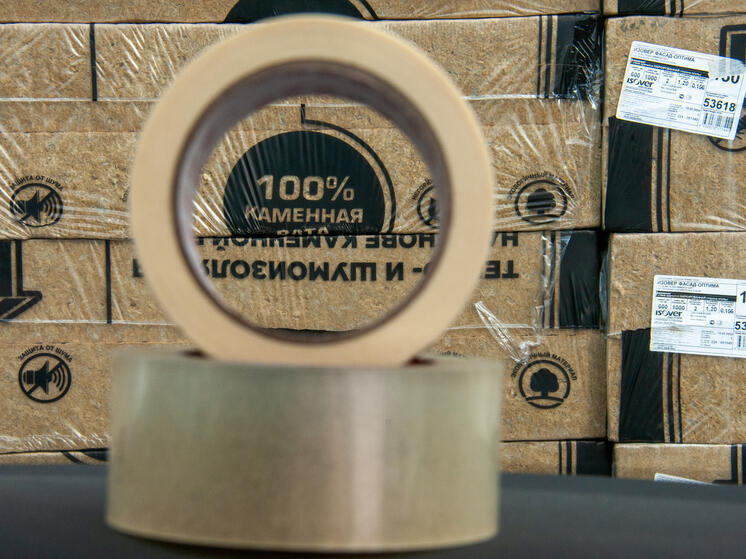 В Краснодаре неизвестные связали юношу и разрисовали его лицо свастикой