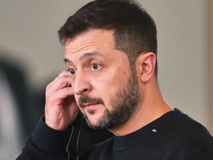На Украине готовится эвакуация главы киевского режима Владимира Зеленского и его правительства на западную часть страны