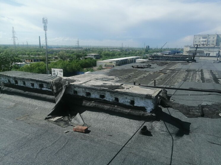 В трех городах и четырех районах Хакасии ищут «возрастные» многоэтажки с изъянами