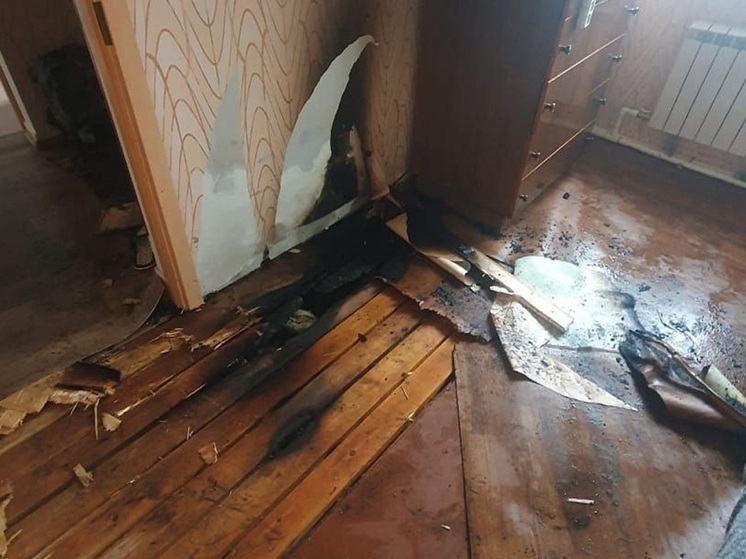 Причиной пожара в Тельвиске могла стать перегрузка удлинителя