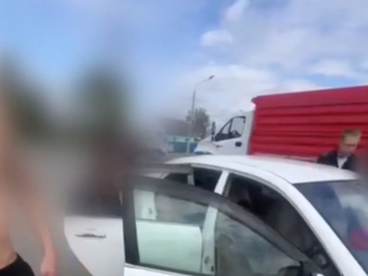  Читинка угнала автомобиль и поехала кататься на нем с друзьями