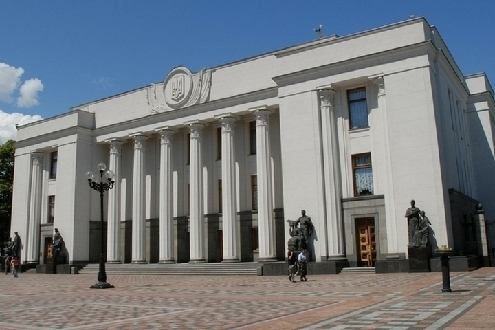 В Киеве заявили, что сохранить Украину можно лишь с помощью завершения конфликта