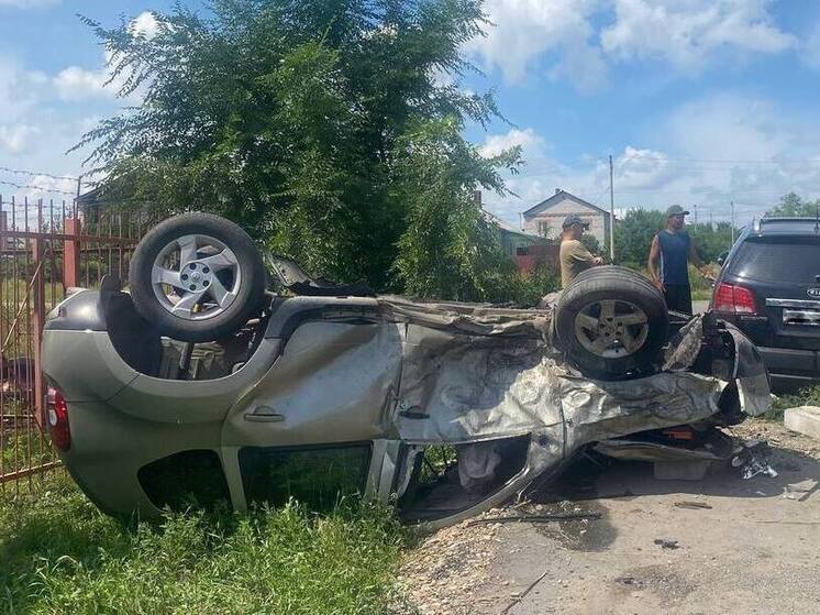 Машины превратились в груды железа после жестокой аварии в Черногорске