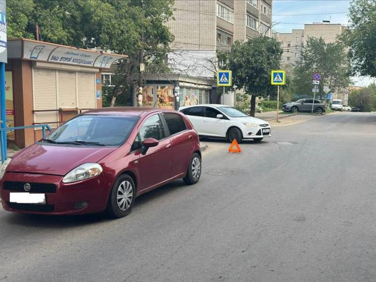 На улице Пугачёва в Рязани водитель Fiat сбила 14-летнего велосипедиста