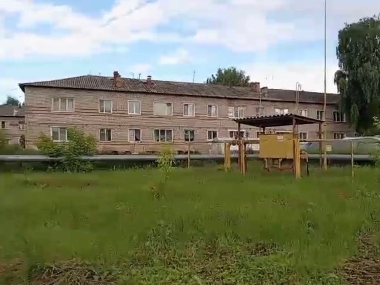 Ночные купания в Зуевском районе: жители вынуждены бороться за доступ к воде
