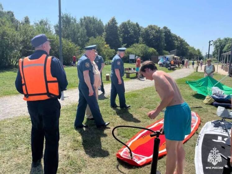 На водных объектах Подмосковья усилили работы для обеспечения безопасности отдыхающих