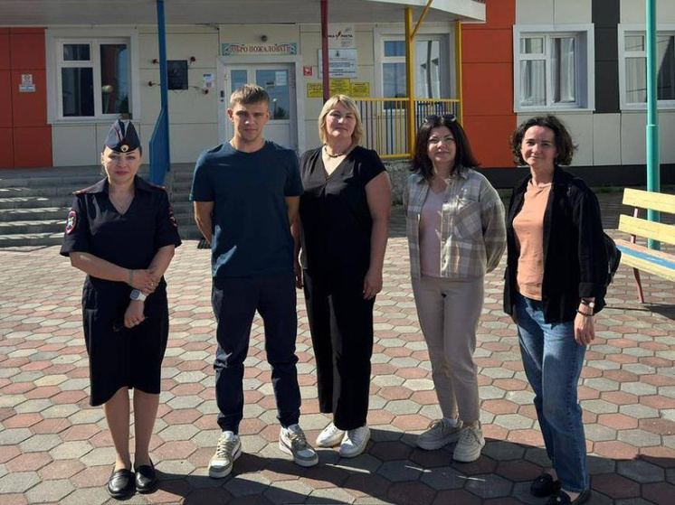 В Югре продолжается поддержка семей в сложных жизненных ситуациях