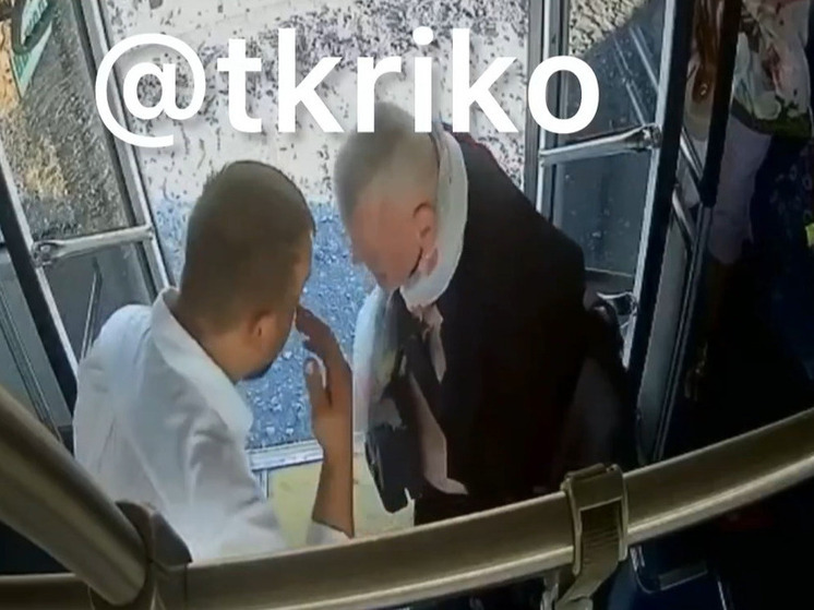 Буян с ножом устроил хаос в архангельском автобусе