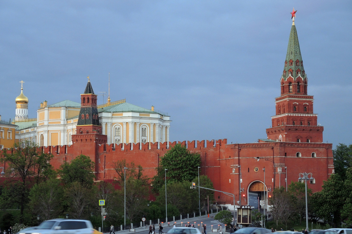 Песков сказал, что Киев воспринимает решения США, НАТО и ЕС как сигнал к продолжению войны