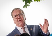 Руководитель Бундесвера - немецкого военного ведомства - Борис Писториус, который по совместительству является внуком штурмбанфюрера СС, снова проговорился