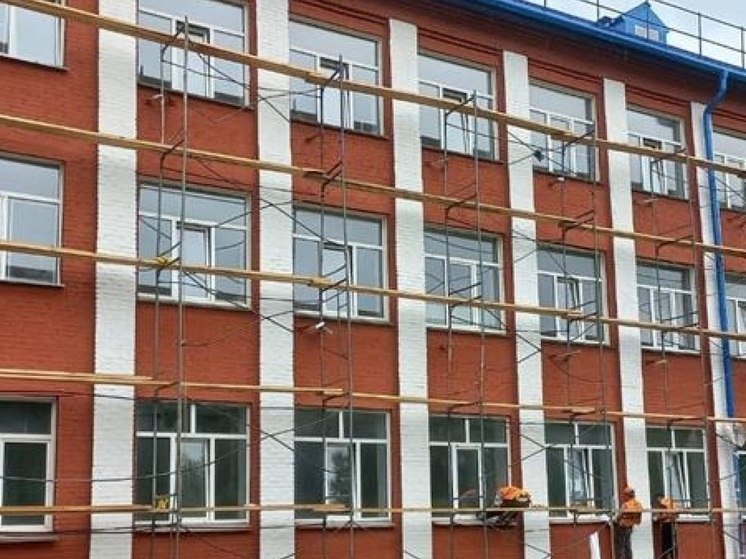В школе №42 Свердловского района заканчивается капитальный ремонт