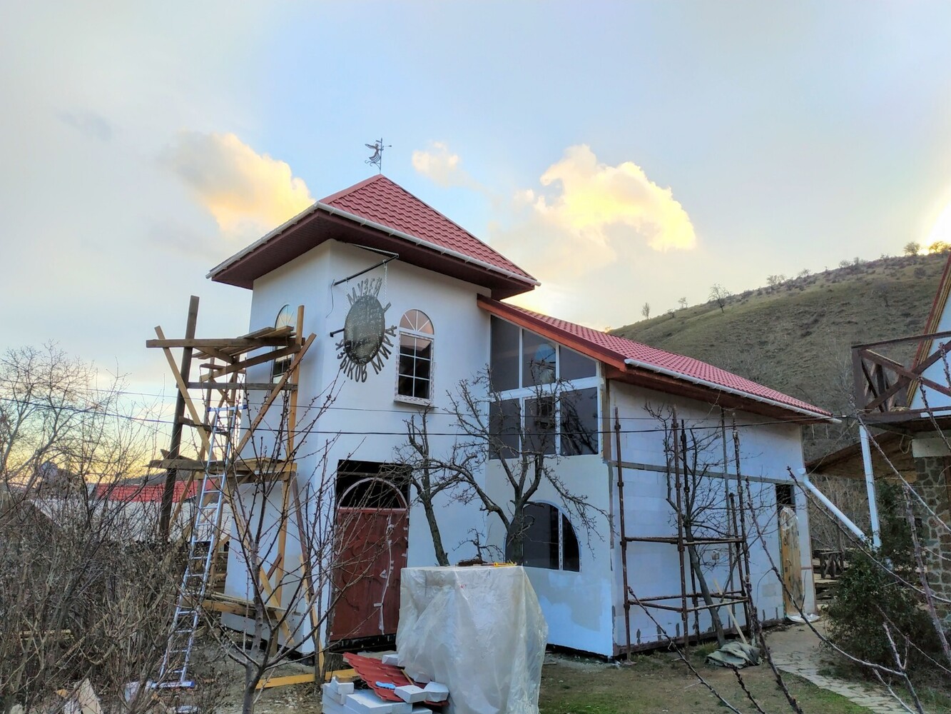 Уникальный Музей языков мира расположен в крымском Зеленогорье: фоторепортаж