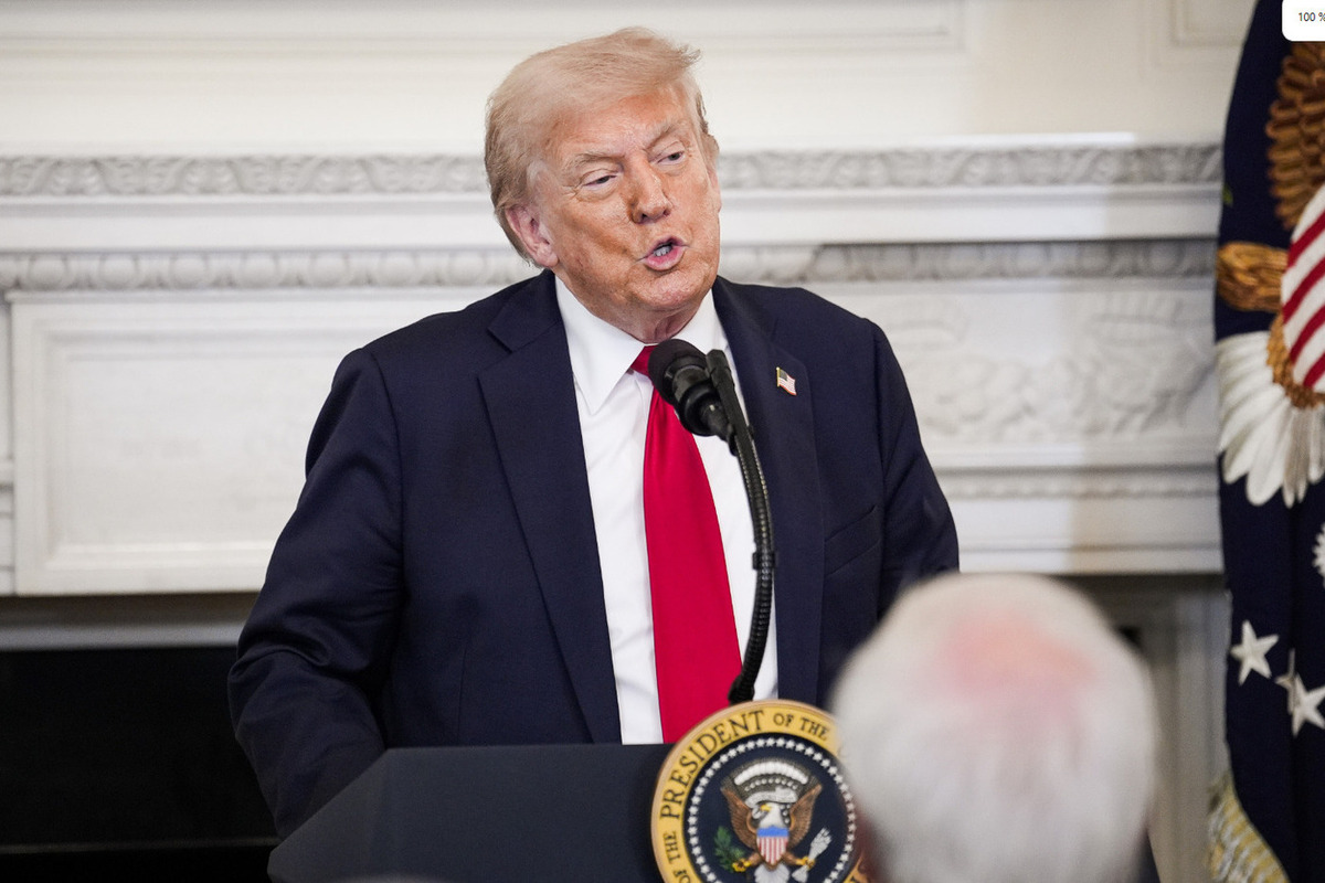 Венгерский аналитик Кошкович: Трамп передал конфликт на Украине Европе
