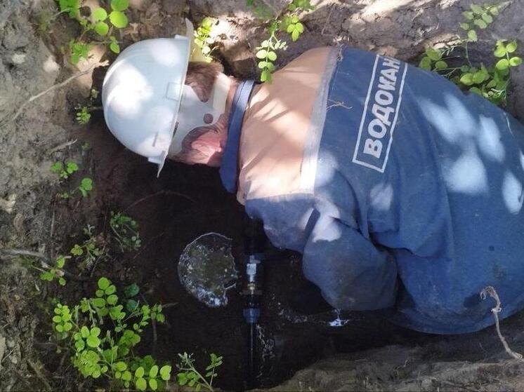 Рязанский водоканал заменил неисправный участок водопровода в Чаплынке