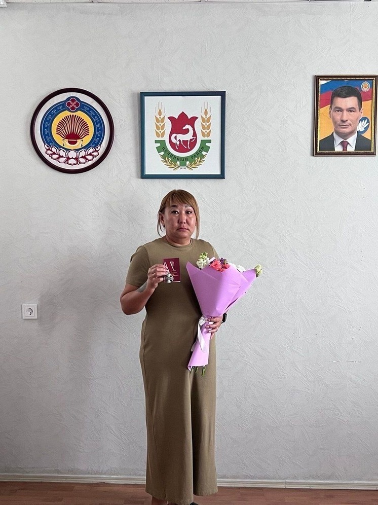 Семье участника СВО из Калмыкии вручили орден Мужества