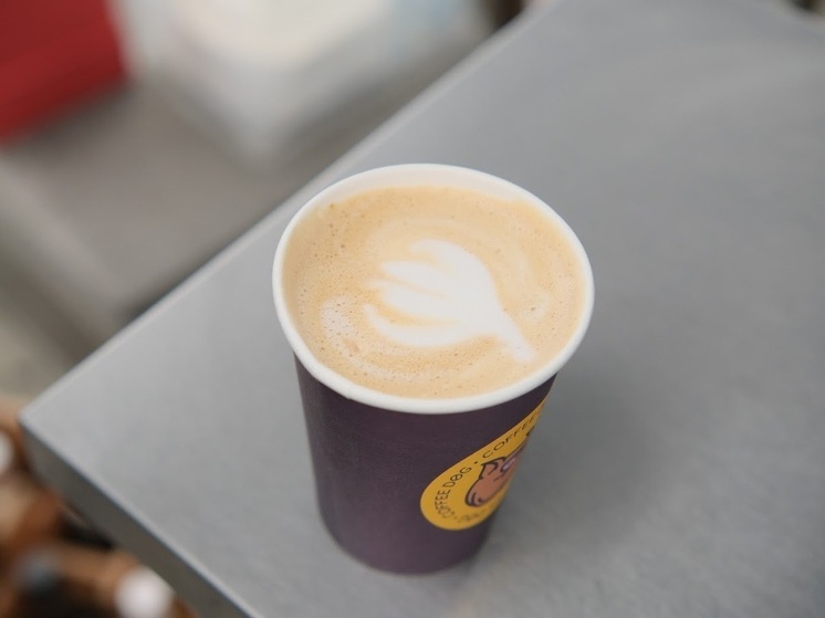 Бумажные стаканы при контакте с горячими напитками выделяют вредные вещества