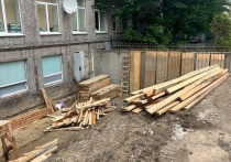 Новая терраса, которую сейчас обустраивают возле Карельской государственной филармонии, на деле может оказаться попыткой обойти антиалкогольный закон